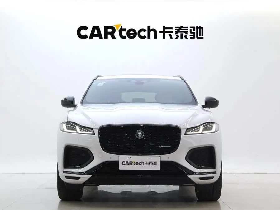 Jaguar F-PACE 2024 P250 R-Dynamic SE