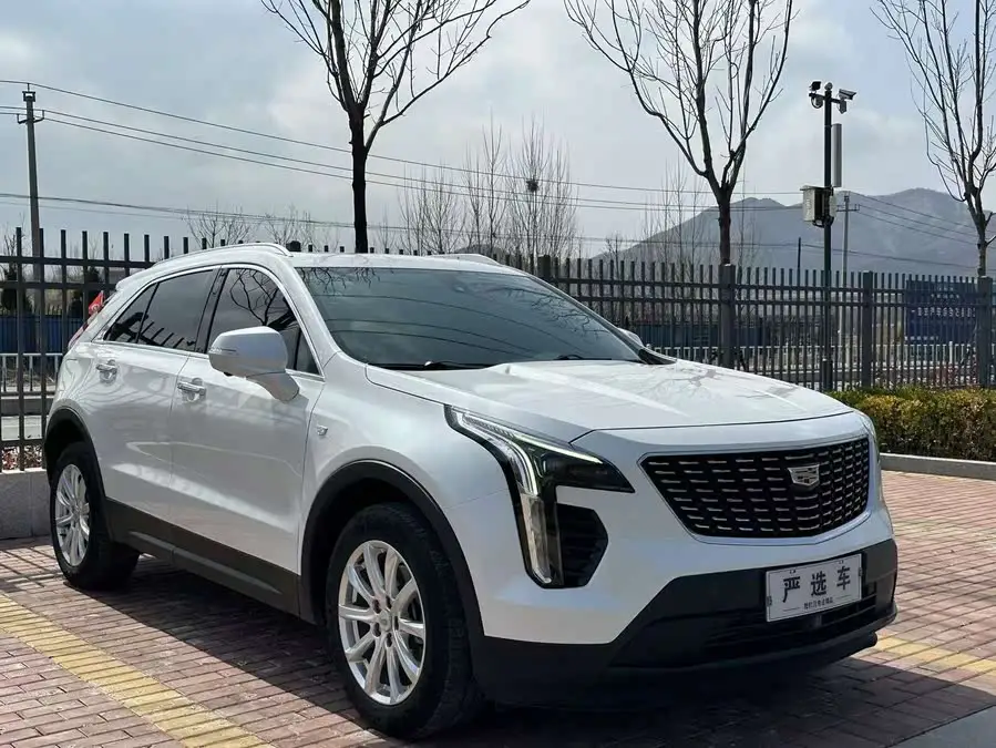 Cadillac XT4 2021 28T FWD Technical Package