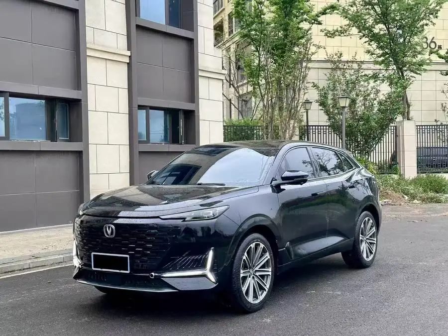 شأنغن UNI-K 2021 2.0T دفع رباعي فاخر