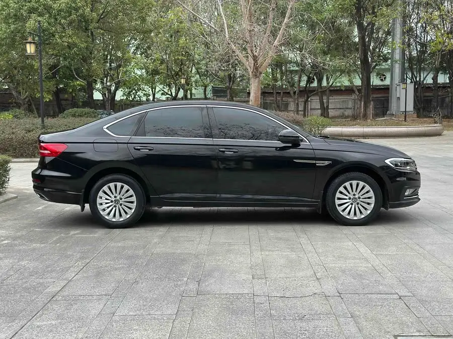 لافيدا 2021 280TSI DSG إصدار الراحة