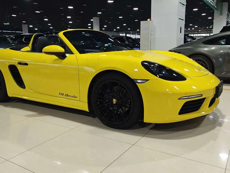 Porsche 718 2020 Model Boxster 2.0T