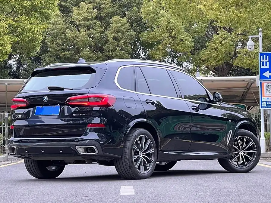 BMW X5 2022 Facelift xDrive 30Li M Sport Package