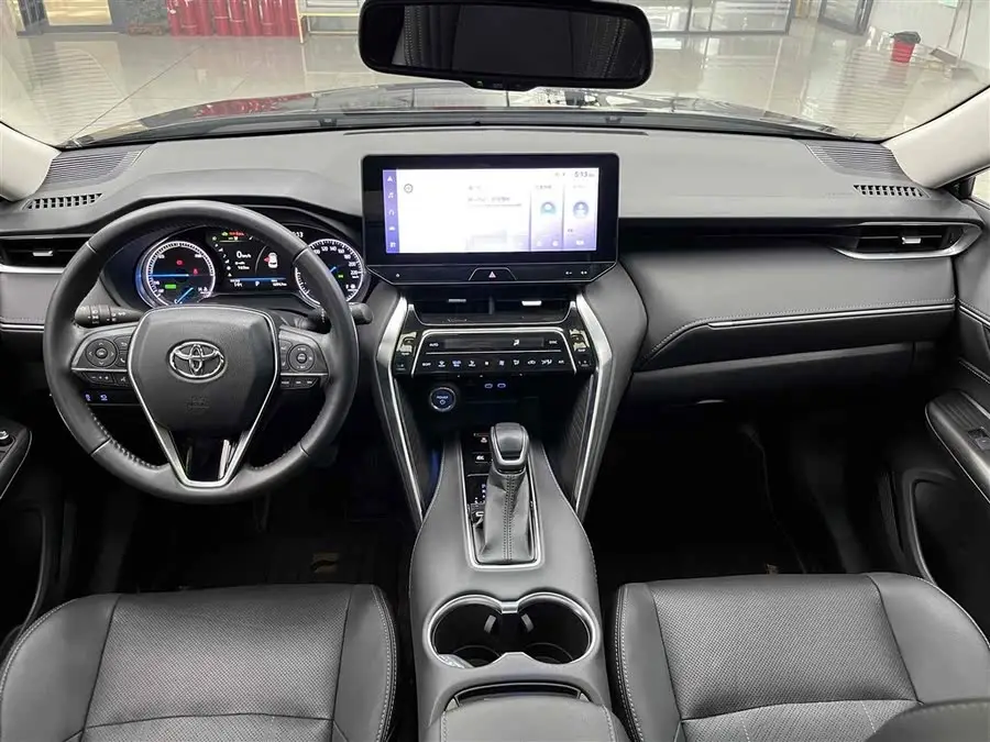 2022 تويوتا هارير هايبرد 2.5 لتر CVT دفع رباعي إصدار بريميوم