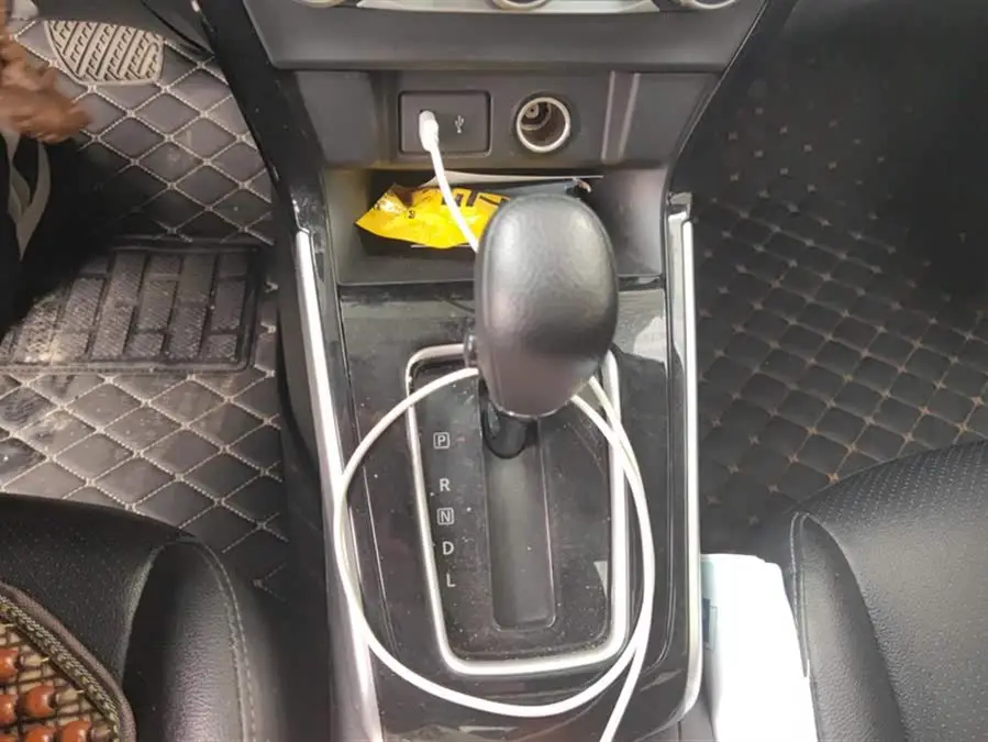 2022 نيسان سيلفي كلاسيك 1.6XL CVT فئة الرفاهية