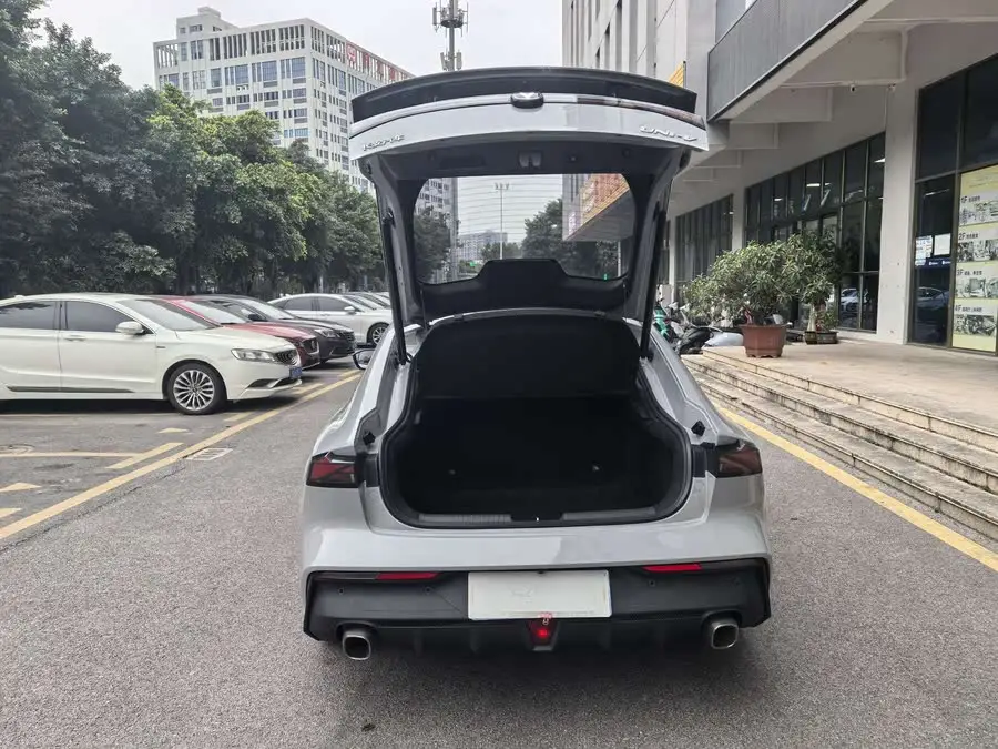 Changan UNI-V 2022 1.5T Premium