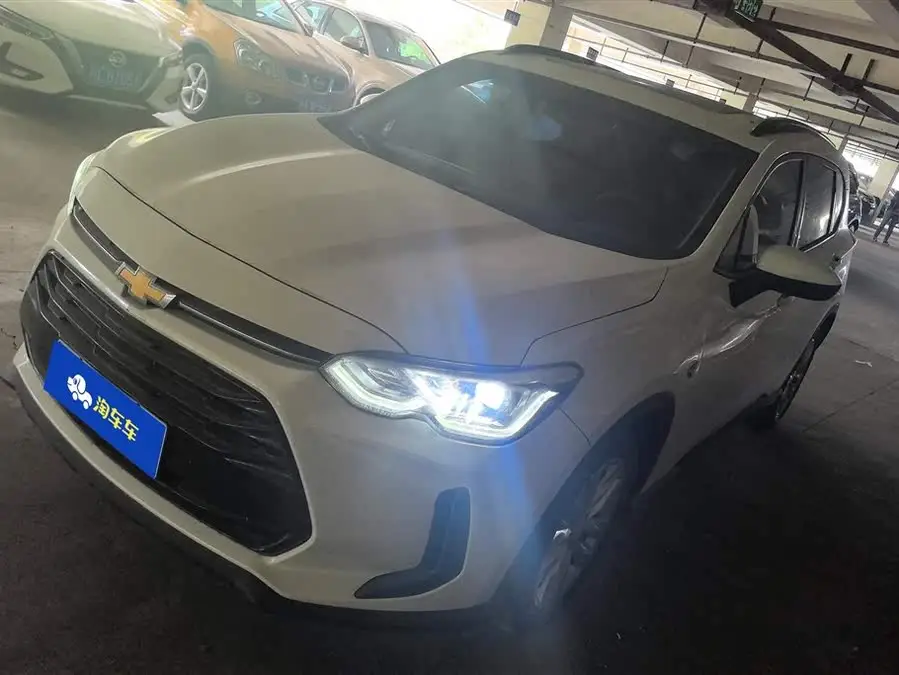 Wuling Hongguang Plus 2020 Model Light Hybrid 530T Automatic Enjoy Version (5+2 Seats)