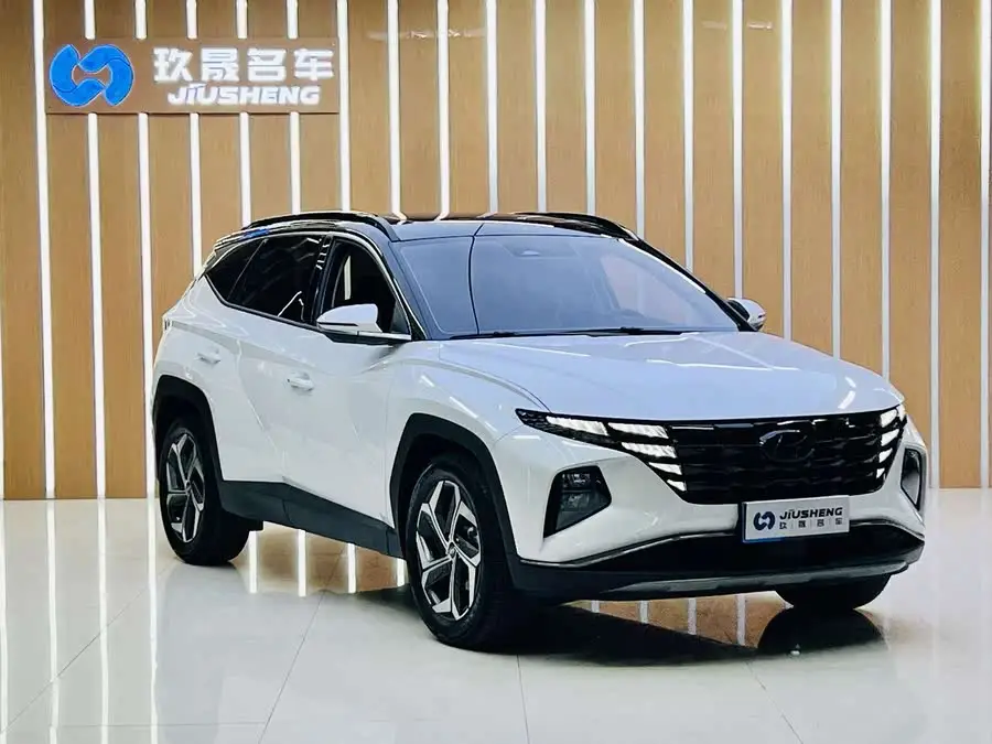 2023 Tucson 1.5T Automatic Two-Wheel Drive DLX Luxury Edition