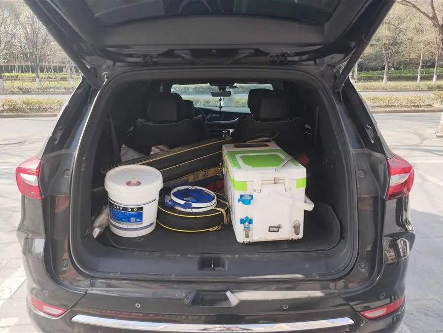 2022 إنفيجن بلس 652T دفع رباعي فئة بريميوم 6 مقاعد