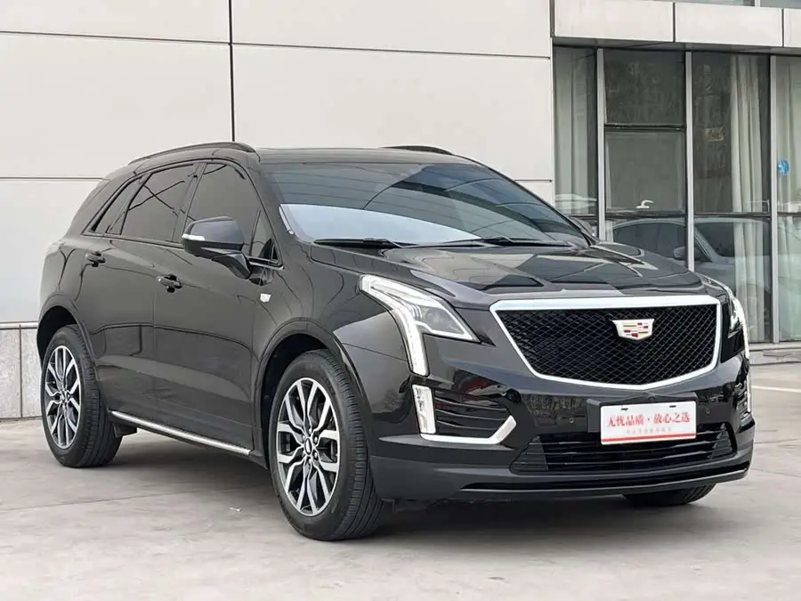 كاديلاك XT5 2022 2.0T دفع رباعي فاخر (إصدار الطائر الطنان)