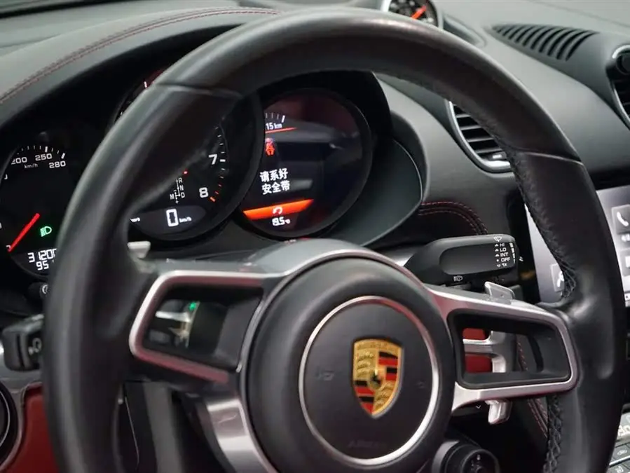 Porsche 718 2020 Model Boxster 2.0T