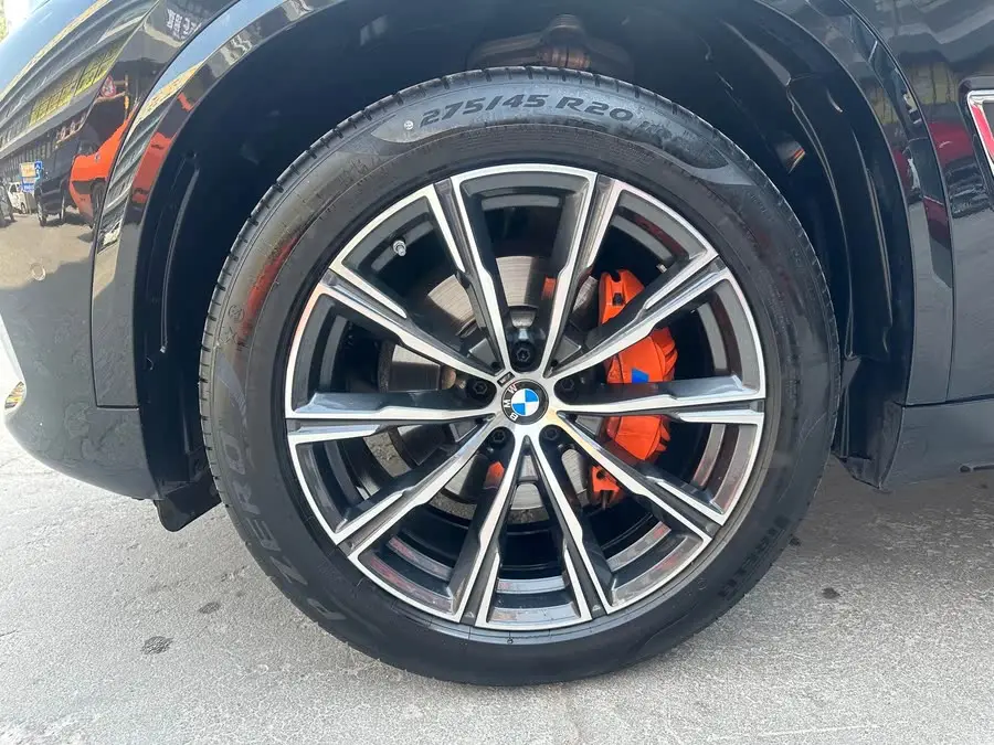 بي إم دبليو X5 2022 تحديث xDrive 30Li حزمة M الرياضية