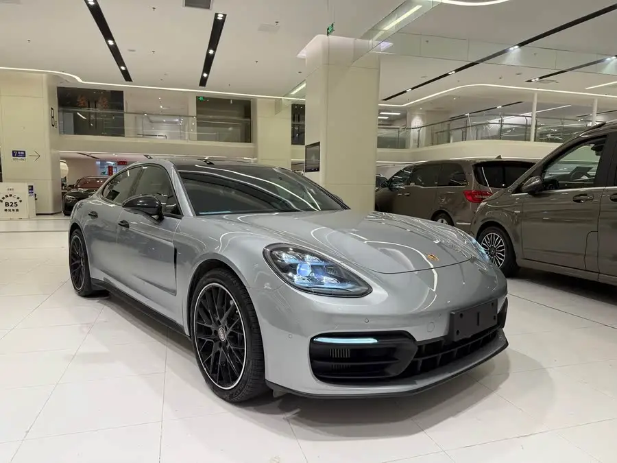 2022 Porsche Panamera 2.9T