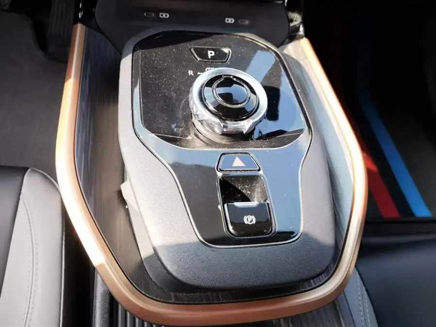 تويوتا bZ3 2023