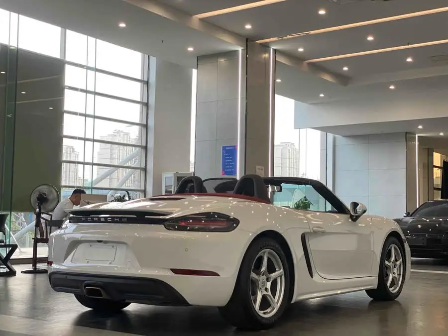 Porsche 718 2020 Model Boxster 2.0T