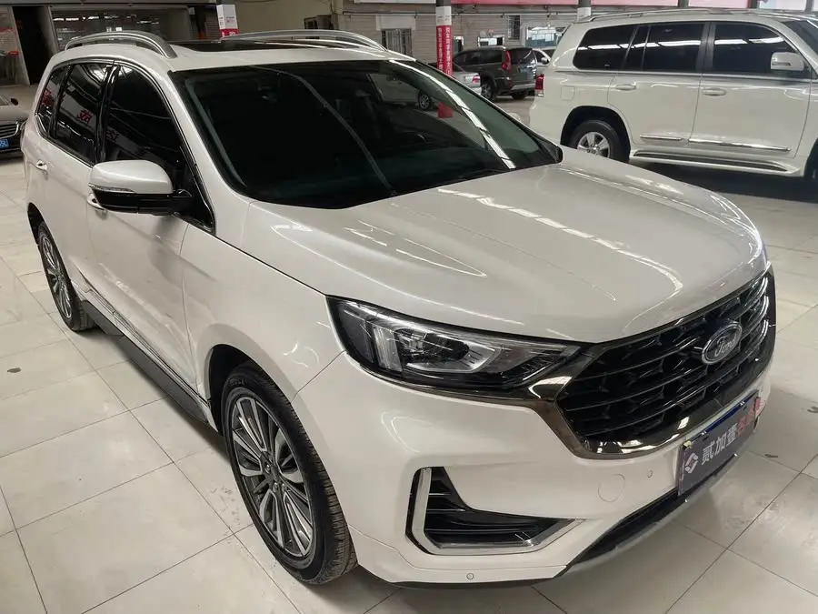 2021 Ford Edge PLUS EcoBoost 245 2WD High-end 7-seater