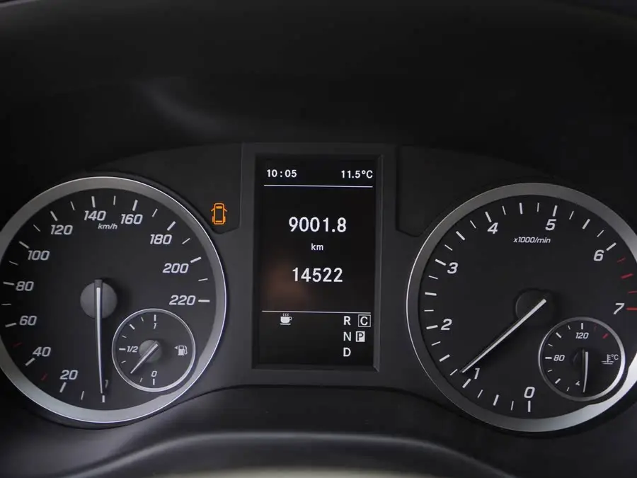 Vito 2021 2.0T Elite Version 7-Seater