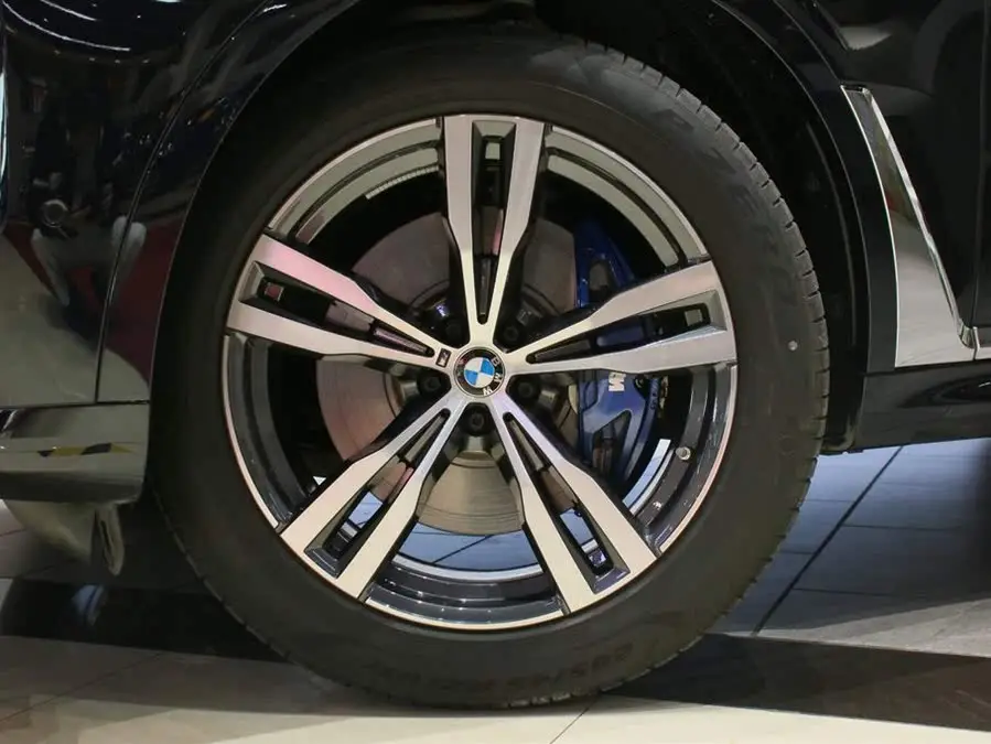 BMW X7 2023 xDrive40i Exclusive M Sport Package