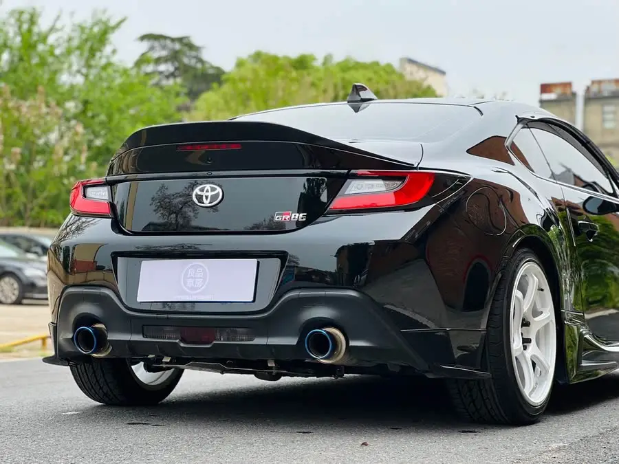 تويوتا 86 2022 GR 86 2.4L النسخة اليدوية