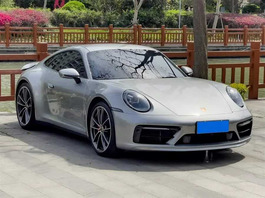 بورشه 911 2023 كاريرا S 3.0T