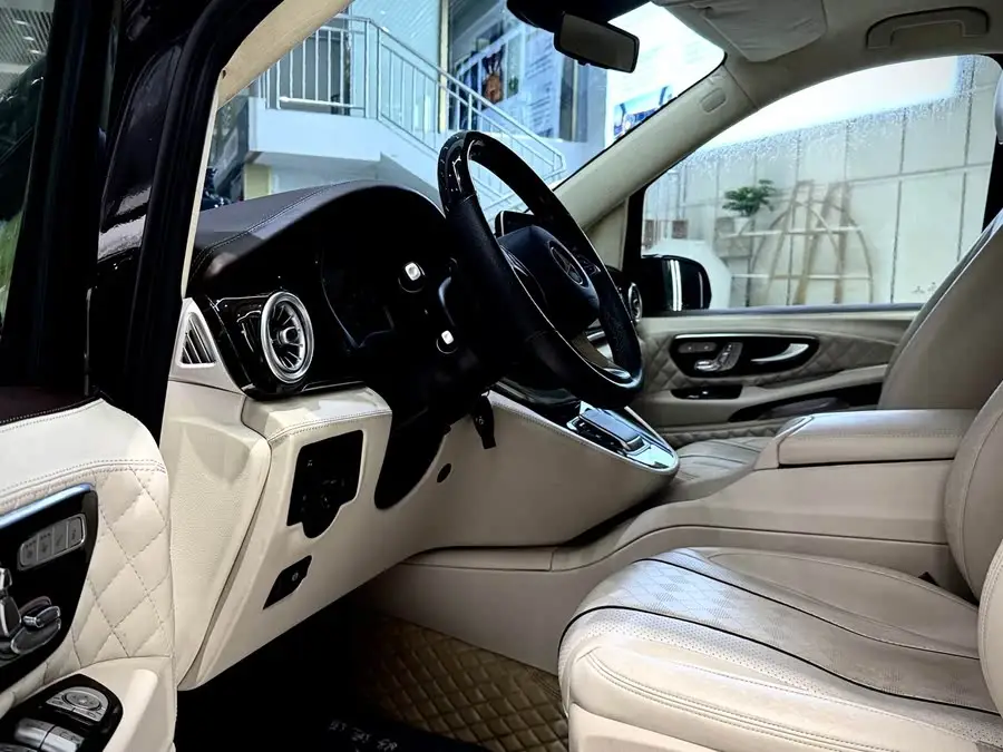 Vito 2020 2.0T Business Edition 7-Seater