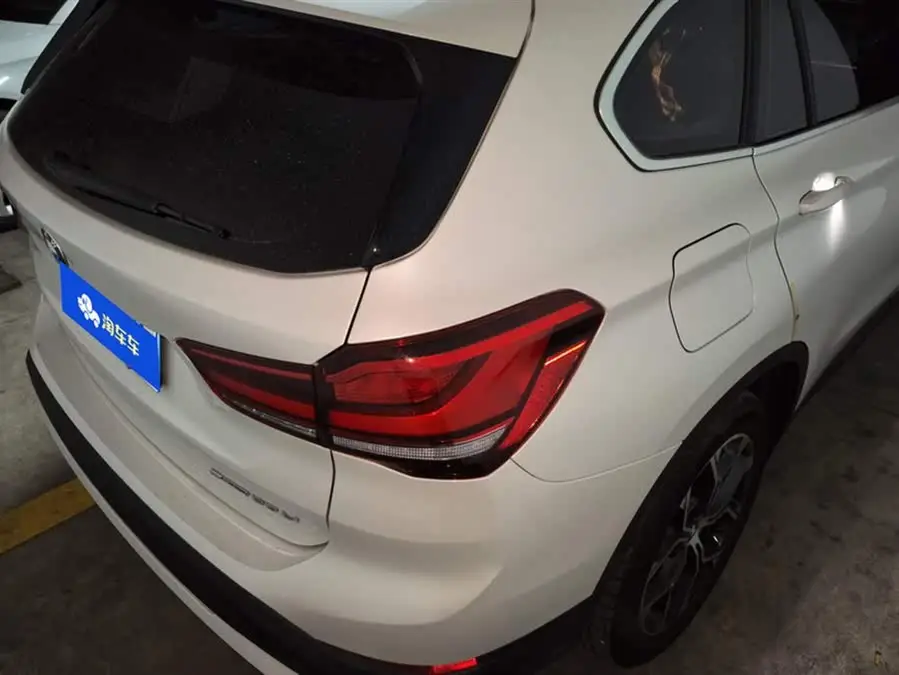 BMW X1 2022 sDrive25Li Leading Edition