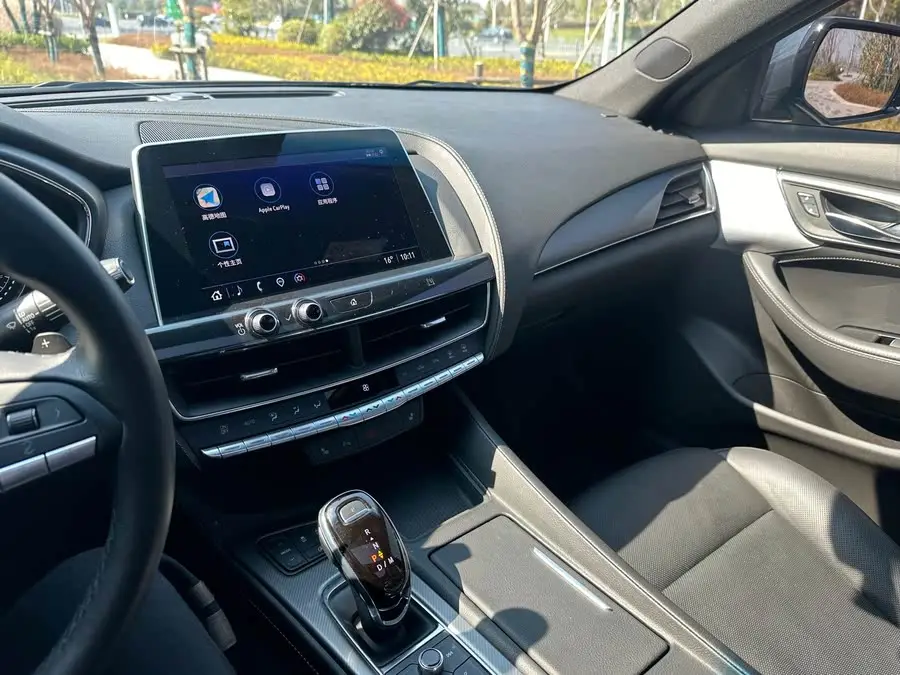 كاديلاك CT5 2021 28T فاخرة