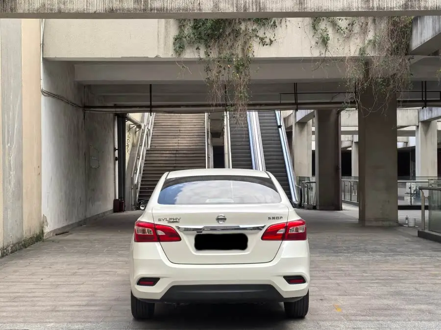 نيسان سيلفي 2022 طراز محدث كلاسيكي 1.6XL CVT فئة فاخرة