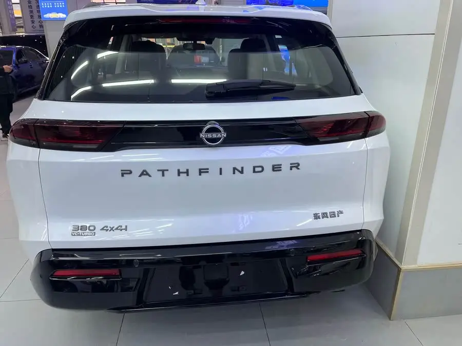 تانلو 2024 موديل 380VC-TURBO نسخة البريستيج الذكية للدفع الرباعي 6 مقاعد