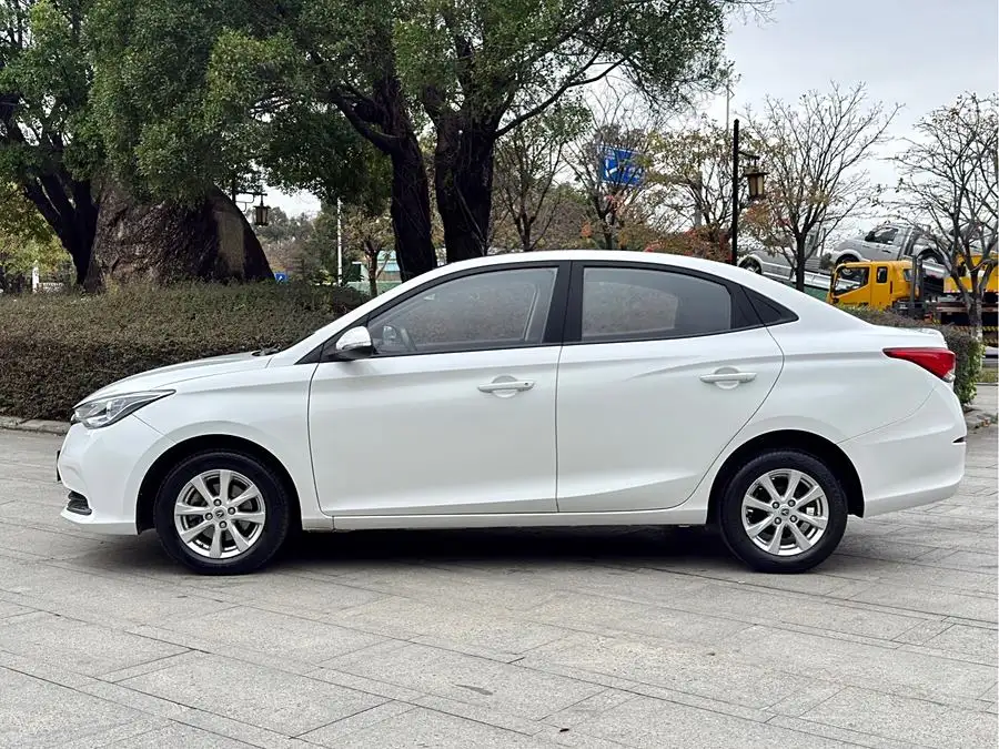 Yuexiang 2019 Model 1.5L DCT Luxury Version National VI