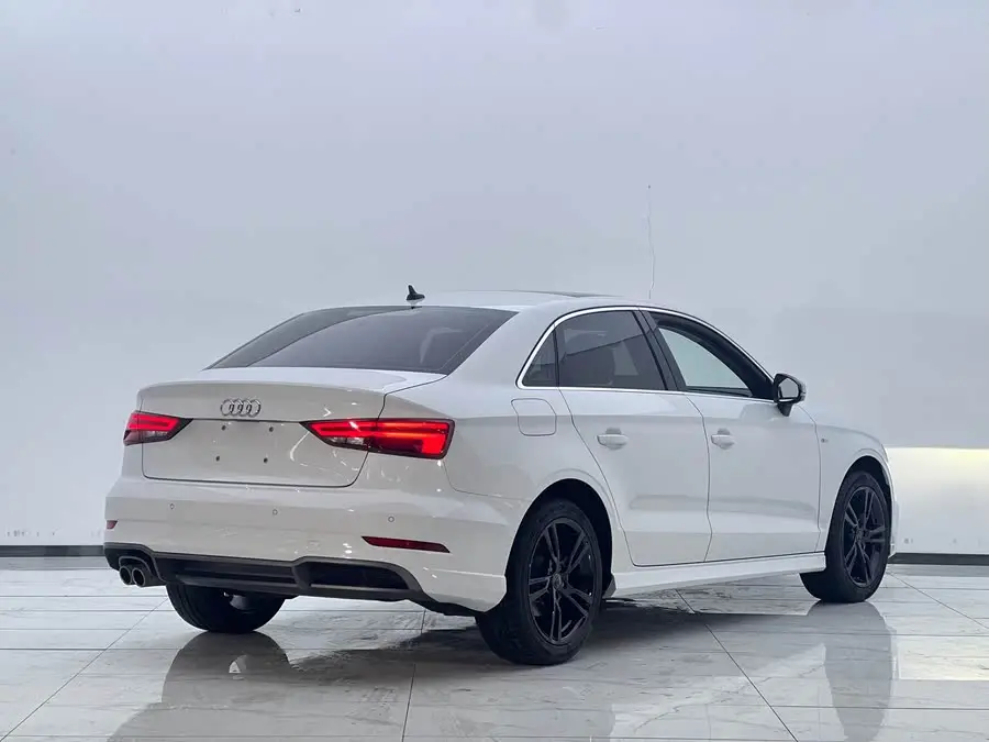 أودي A3 طراز 2020 ليموزين 35 TFSI الطراز العصري الوطني VI