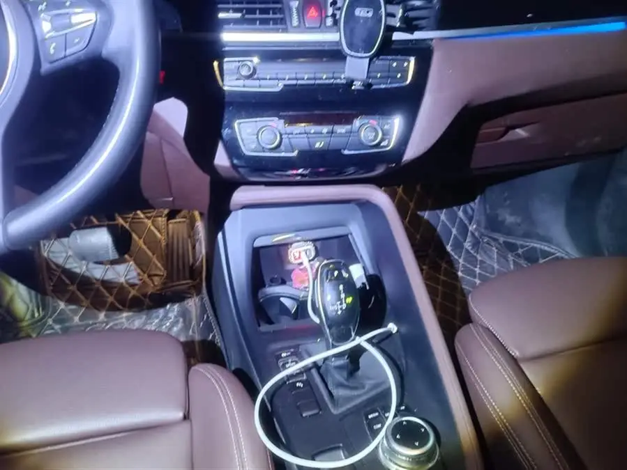 BMW X1 2021 sDrive25Li Leading Edition