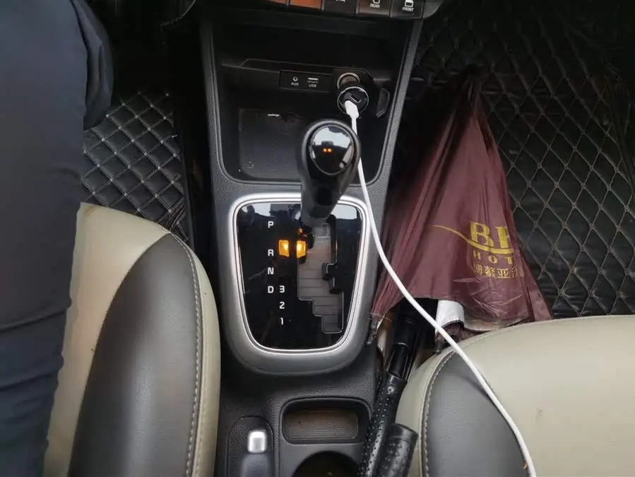 هوانشي 2020 نموذج تجديد 1.4 لتر أوتوماتيكي مريح مع سقف شمسي