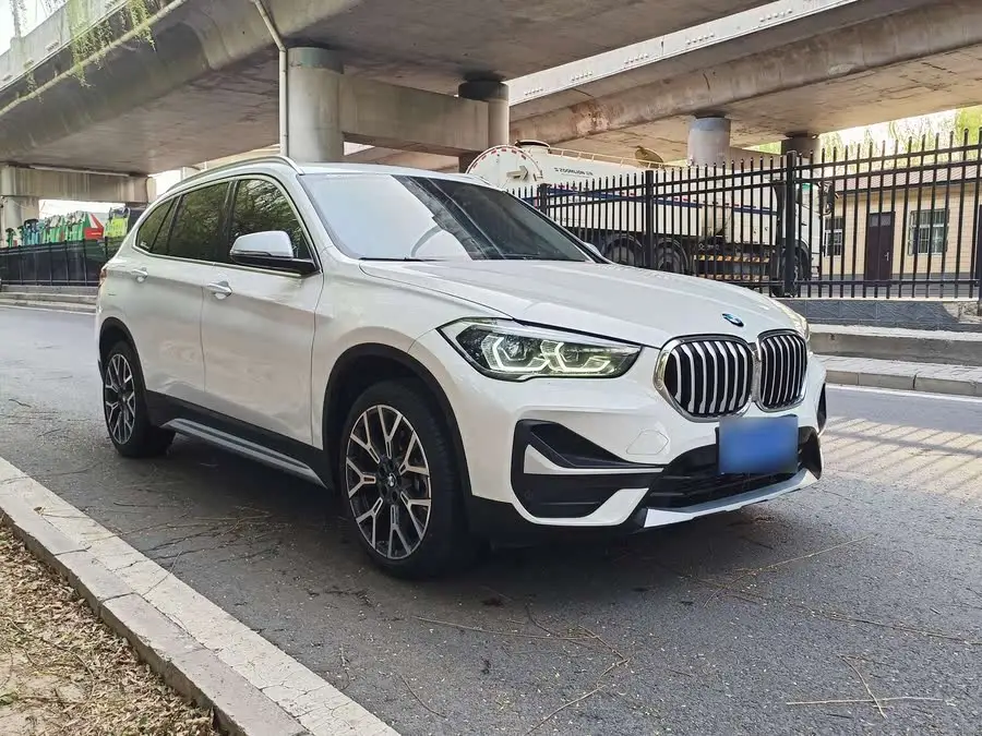 بي إم دبليو X1 2022 طراز مُجدد xDrive25Li الفاخر