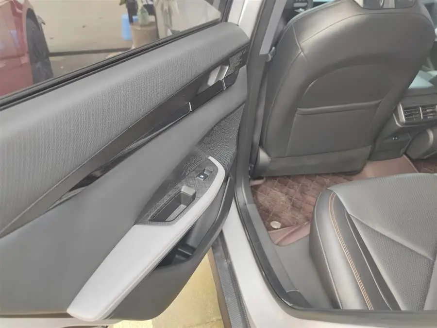 Changan UNI-V 2022 1.5T Premium