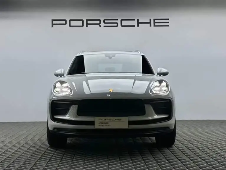2023 Macan Macan 2.0T