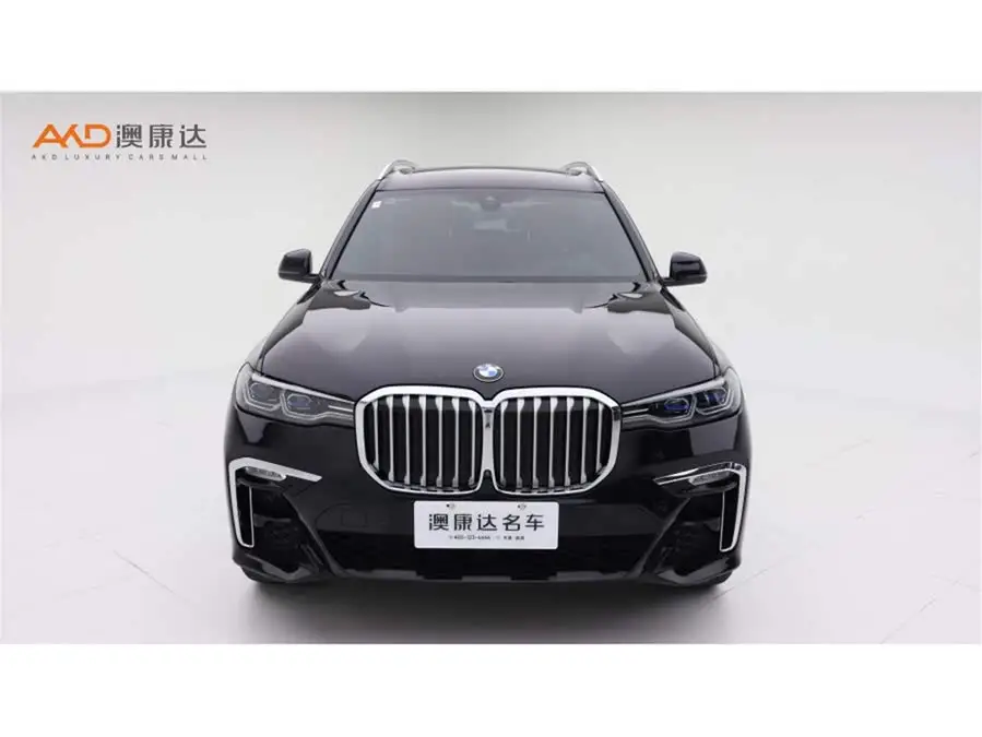 بي إم دبليو X7 2021 xDrive40i حزمة M الرياضية المتميزة