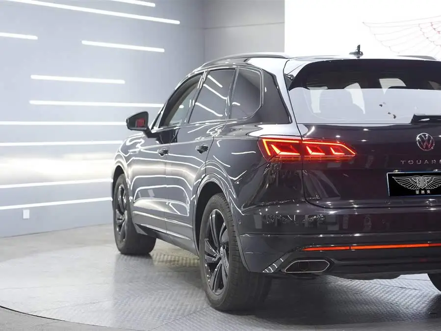 Touareg 2022 3.0 TSI R-Line Black Sport Package