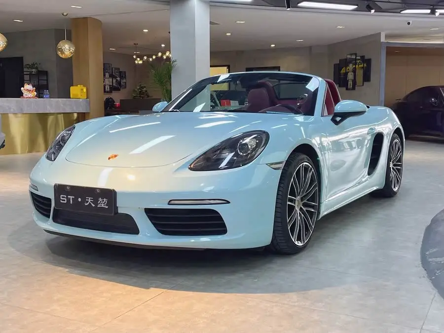 Porsche 718 2022 Model Boxster 2.0T