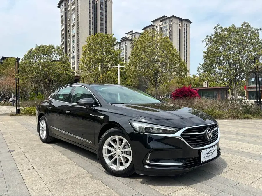 بيوك لاقروس 2022 552T فاخرة