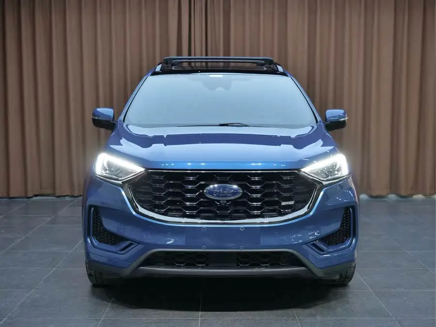 2021 Ford Edge PLUS EcoBoost 245 AWD ST-Line 7-Seater