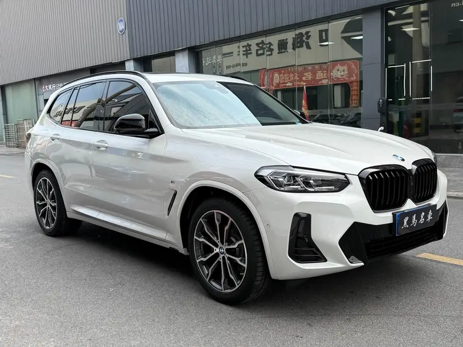 BMW X3 2023 xDrive30i Leading M Night Package