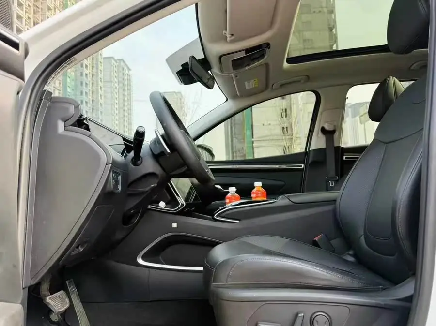 2023 Tucson L 1.5T Automatic Two-Wheel Drive LUX Premium Edition