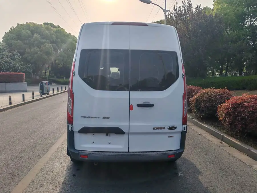 Ford Transit 2019 2.0T Diesel Multi-purpose Commercial Vehicle Mid-wheelbase Mid-roof 6-seater National VI