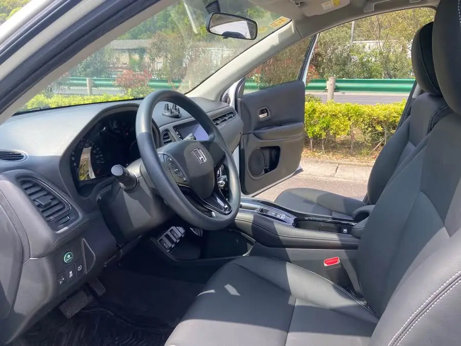 2020 Honda HR-V 220 TURBO CVT Flagship Version