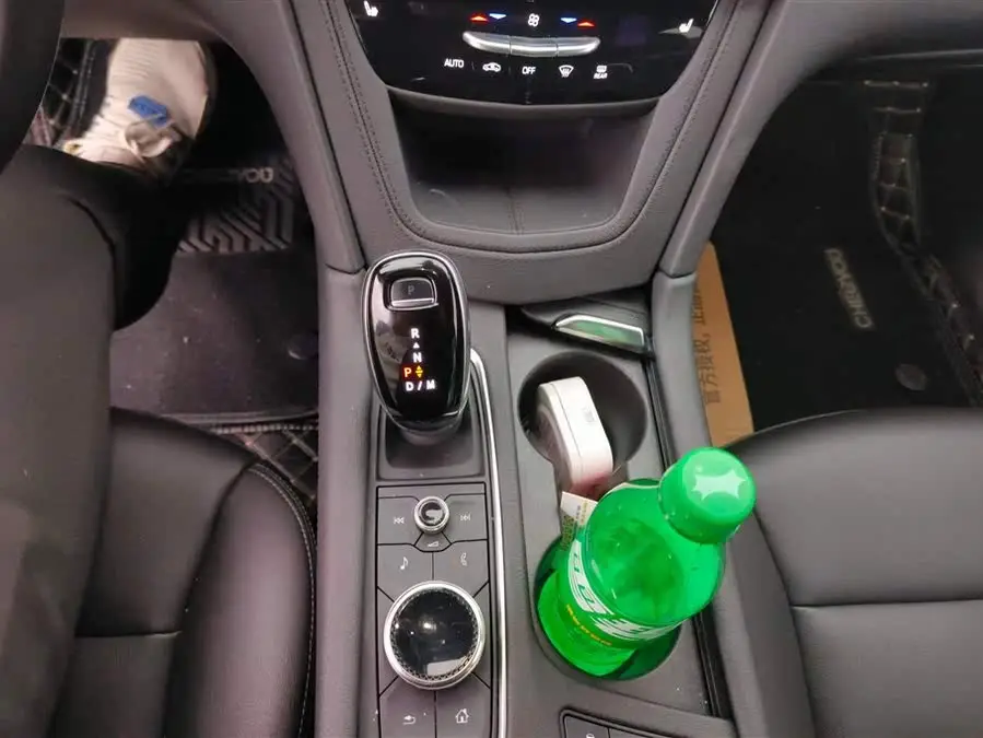 كاديلاك XT5 2021 28T فاخرة