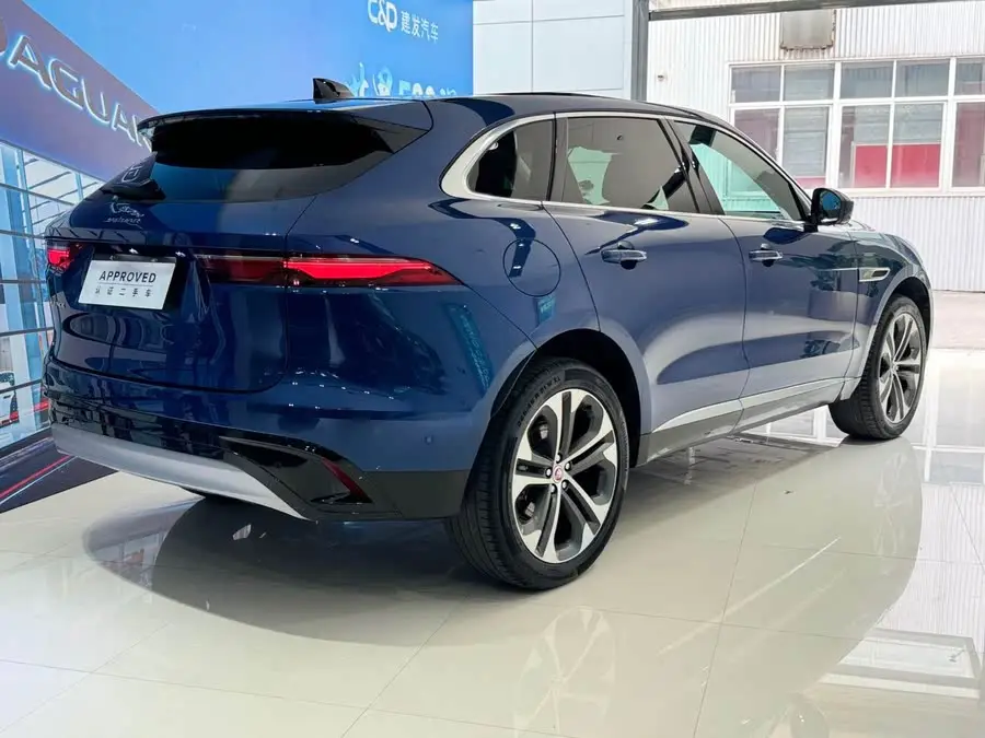 Jaguar F-PACE 2023 P250 HSE