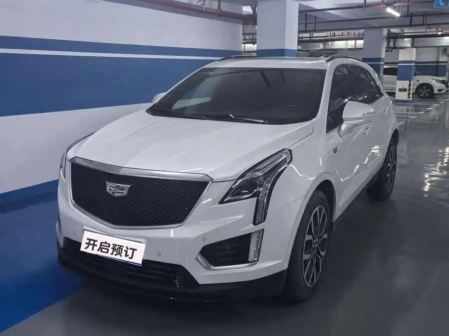 كاديلاك XT5 2023 2.0T دفع رباعي فئة متميزة (الإصدار النهائي)