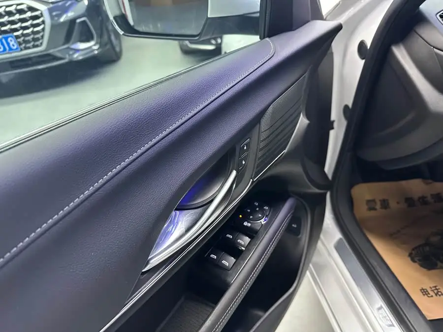 Cadillac CT4 2023 25T Luxury