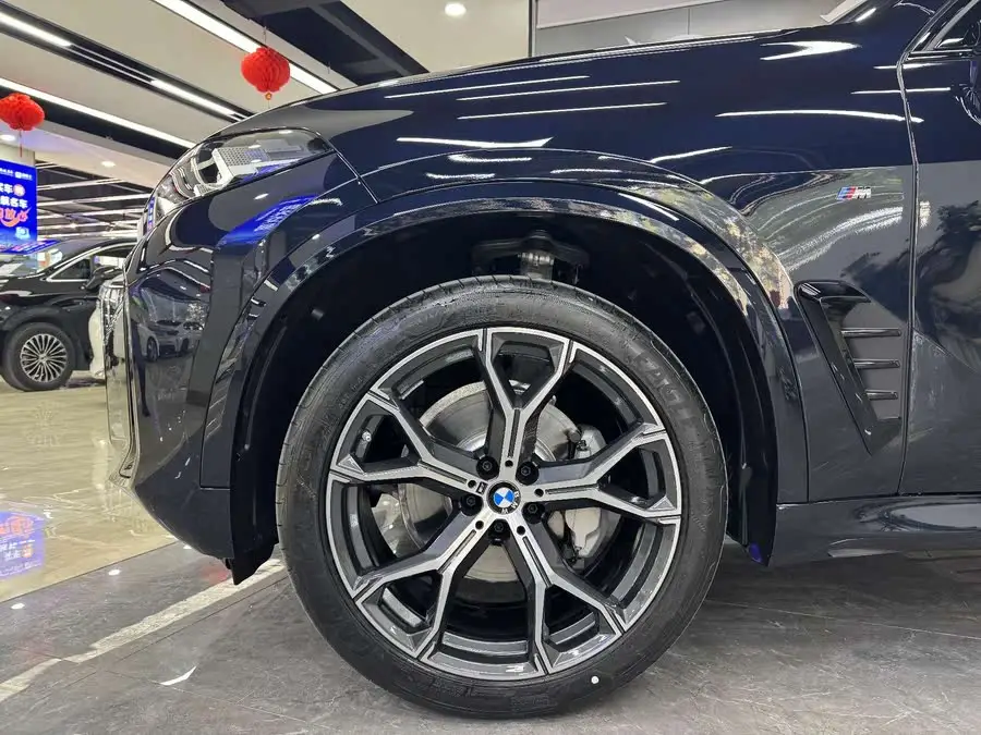 BMW X5 2023 xDrive 30Li Luxury M Sport Package