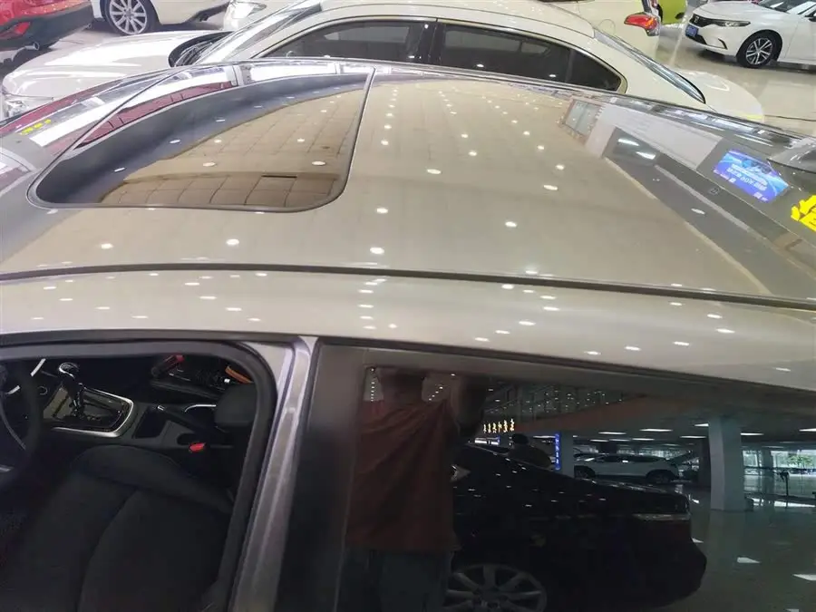 نيسان تييدا 2021 1.6L CVT النسخة الذكية